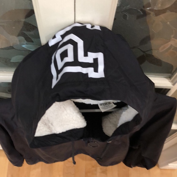 Pink lined waterproof hoodie jacket side zip - Picture 2 of 3